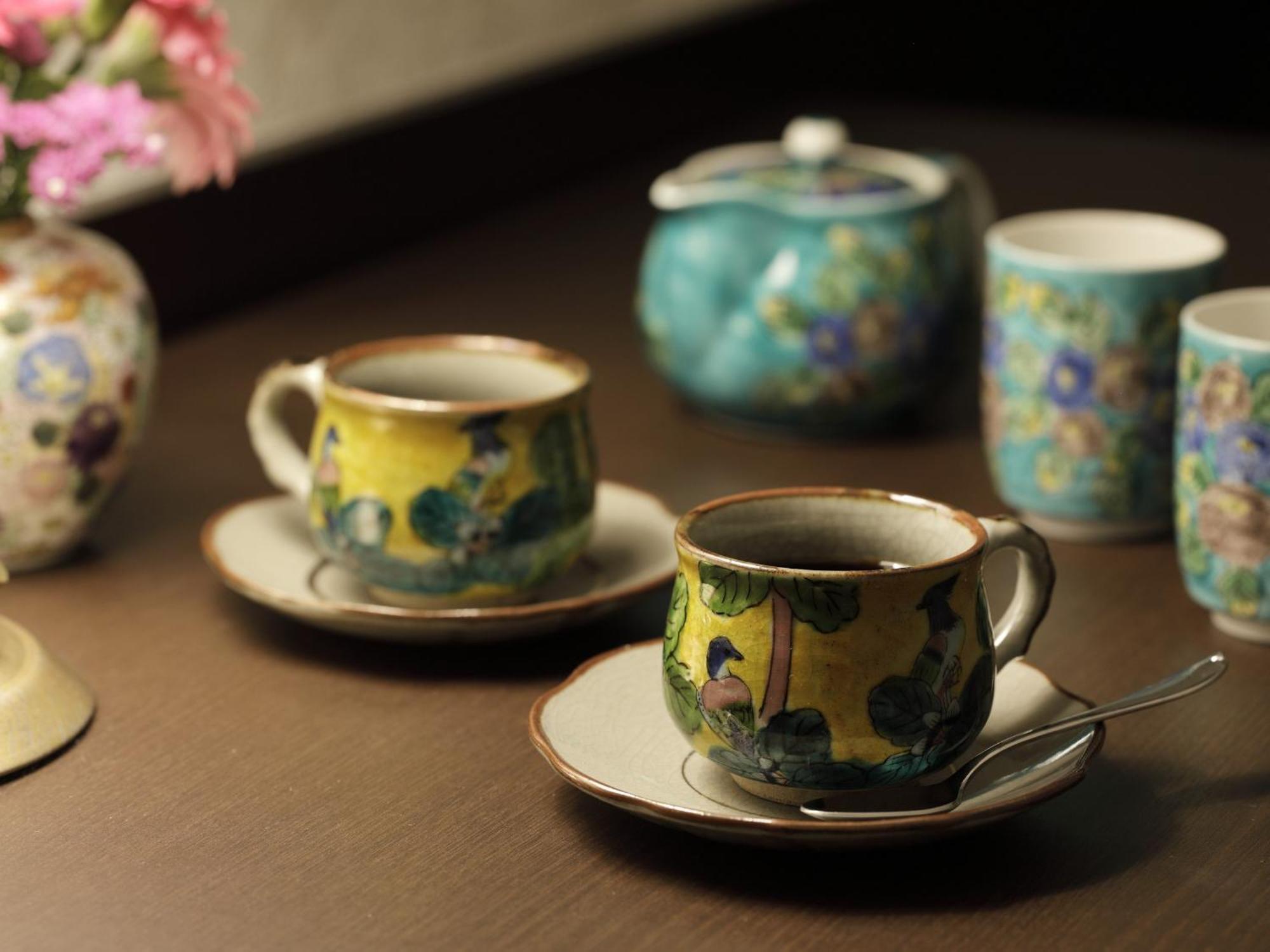 Kanazawa Hakuchoro Hotel Sanraku -Natural Hot Spring- Ngoại thất bức ảnh Teaware