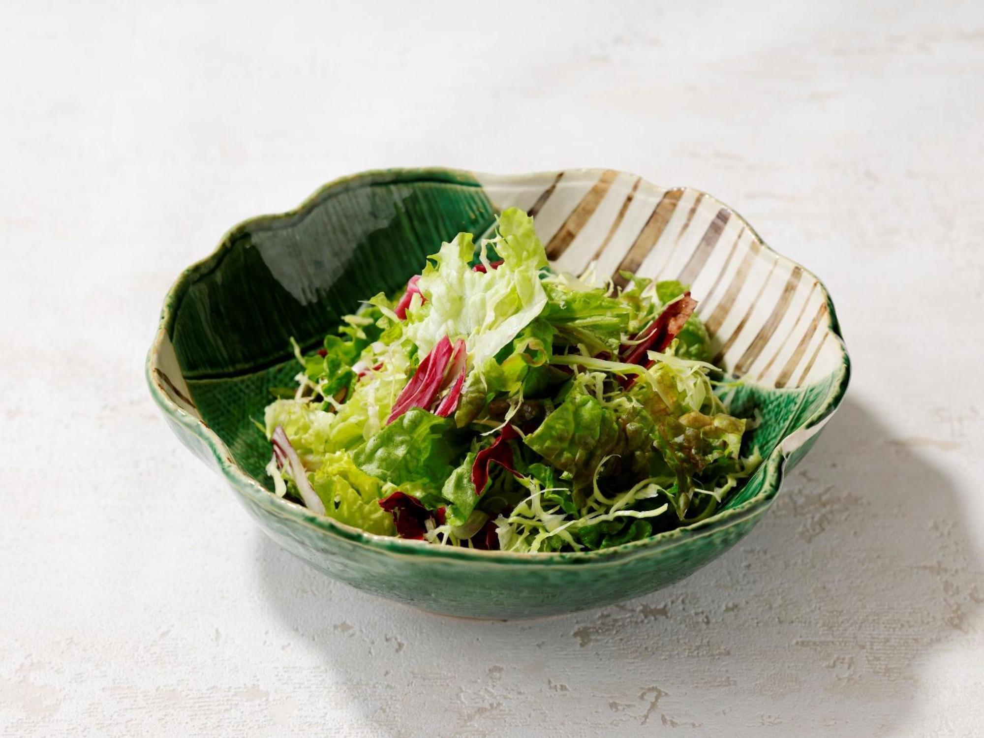 Kanazawa Hakuchoro Hotel Sanraku -Natural Hot Spring- Ngoại thất bức ảnh A salad of mizuna
